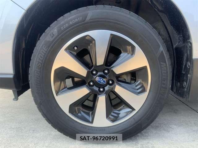 Subaru FORESTER 2017-04 6905311-19