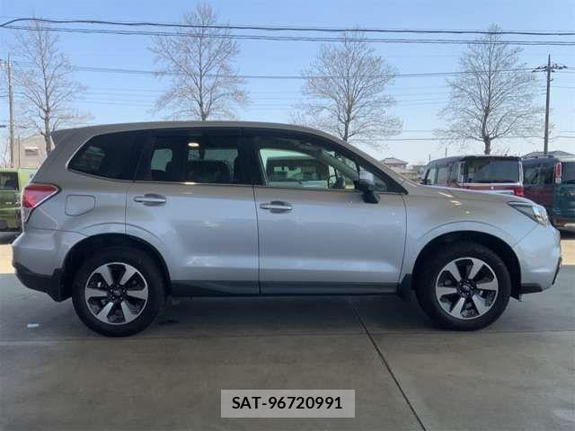 Subaru FORESTER 2017-04 6905311-6