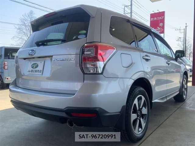 Subaru FORESTER 2017-04 6905311-7