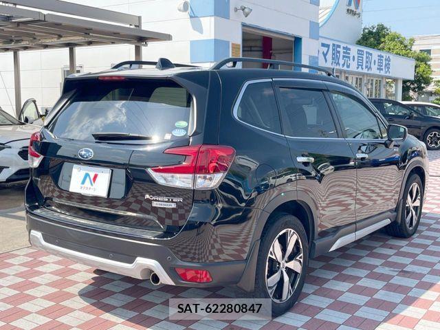 Subaru FORESTER 2019-09 6993677-16