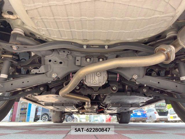 Subaru FORESTER 2019-09 6993677-18