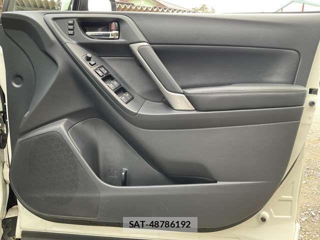 Subaru FORESTER 2017-06 6993695-13