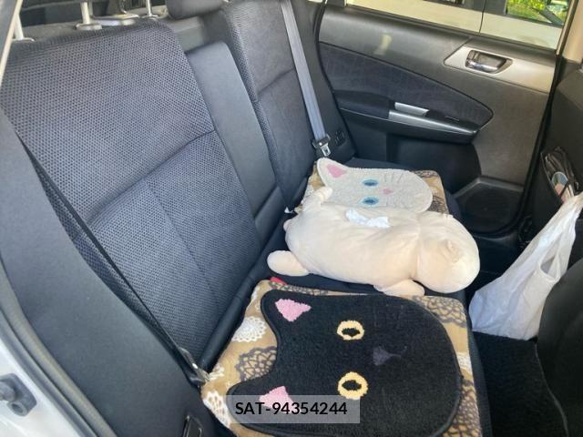 Subaru FORESTER 2012-05 6993707-11
