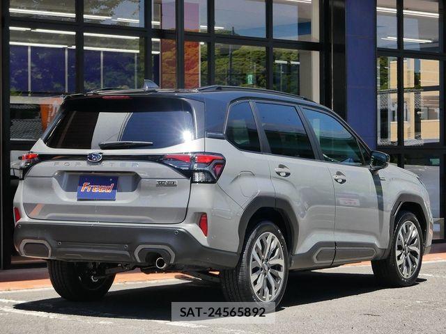 Subaru FORESTER 2025-11 6993668-1
