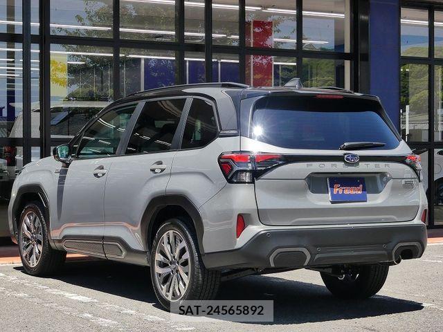 Subaru FORESTER 2025-11 6993668-5