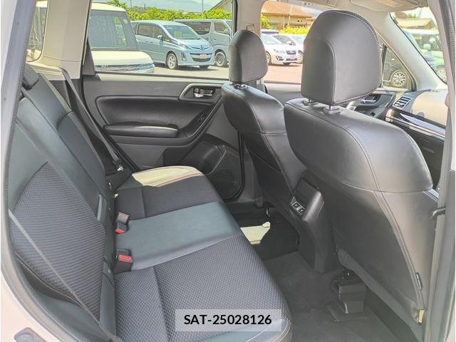 Subaru FORESTER 2017-04 7020499-21