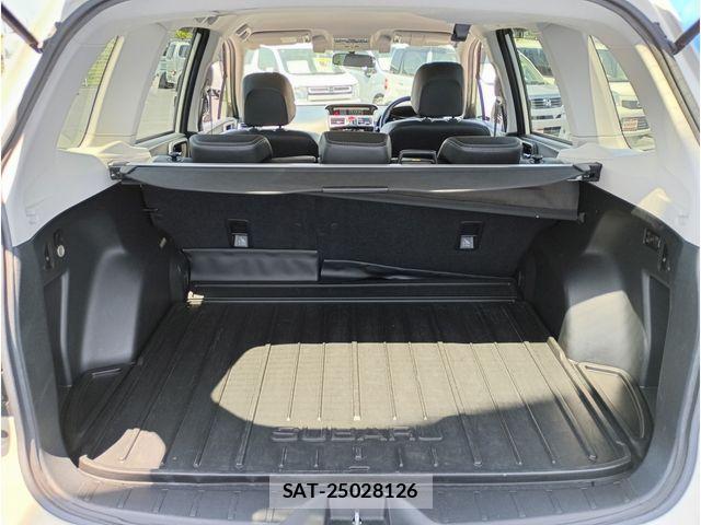 Subaru FORESTER 2017-04 7020499-23