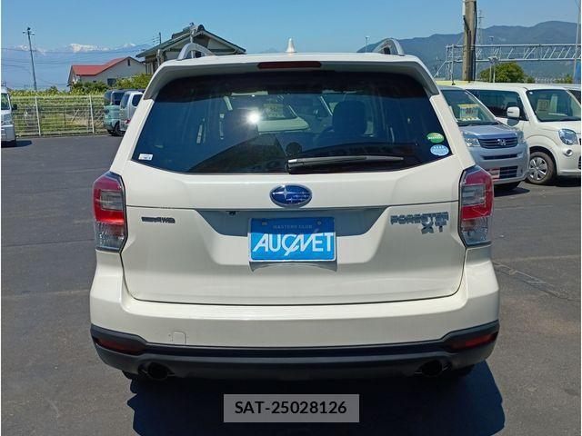 Subaru FORESTER 2017-04 7020499-4