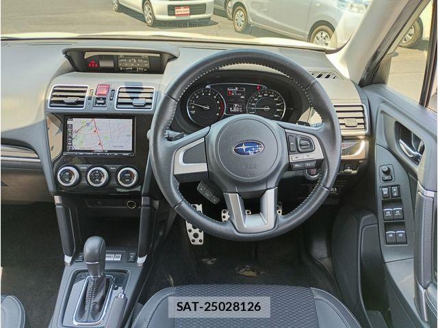Subaru FORESTER 2017-04 7020499-7
