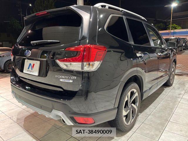 Subaru FORESTER 2023-08 7020493-17