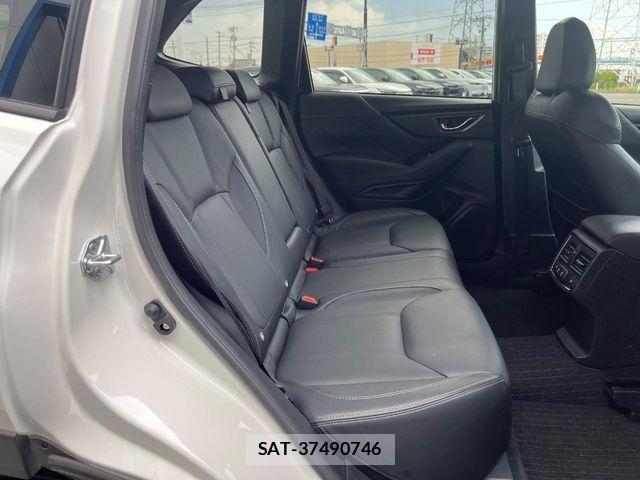 Subaru FORESTER 2024-10 7020488-8