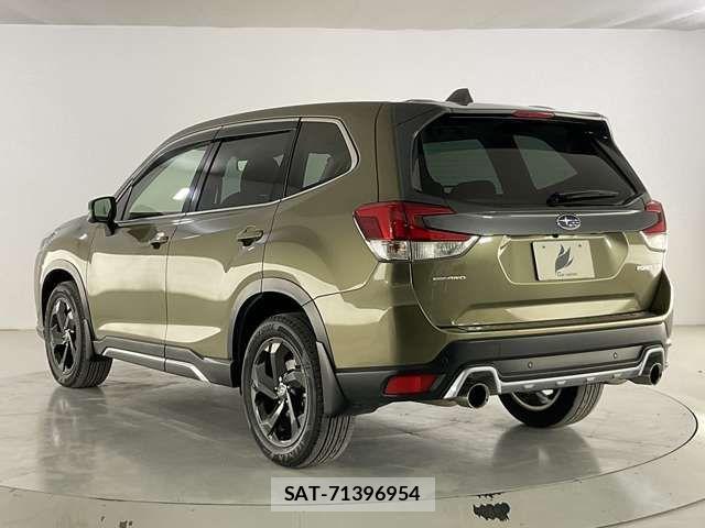 Subaru FORESTER 2022-01 7020497-3
