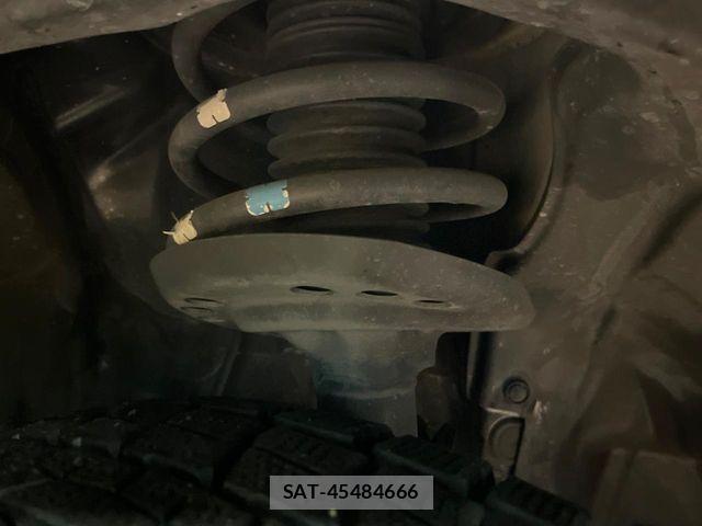 Subaru FORESTER 2019-02 7020494-19