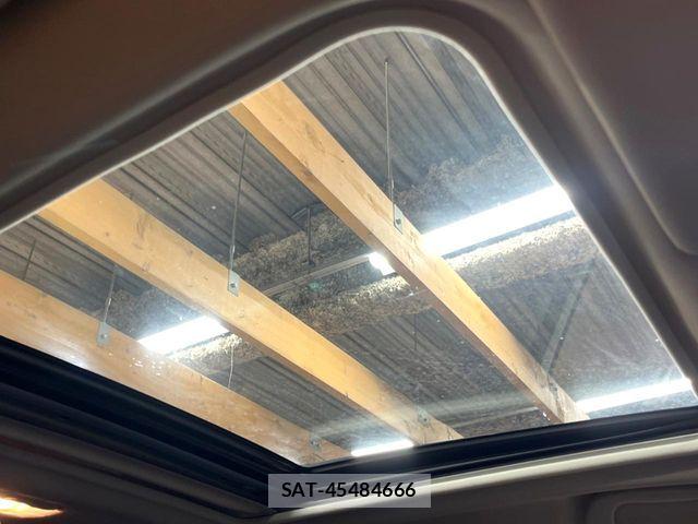 Subaru FORESTER 2019-02 7020494-2