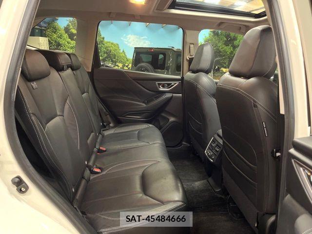 Subaru FORESTER 2019-02 7020494-8