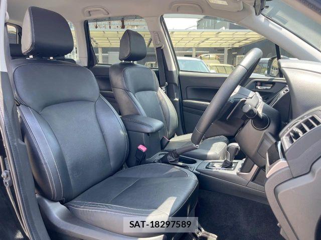 Subaru FORESTER 2017-02 7058611-10