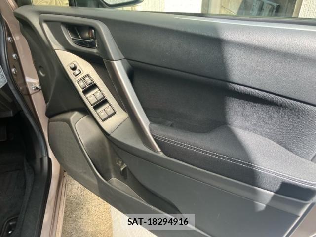 Subaru FORESTER 2013-03 7058618-6