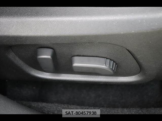 Subaru FORESTER 2017-03 7058609-11