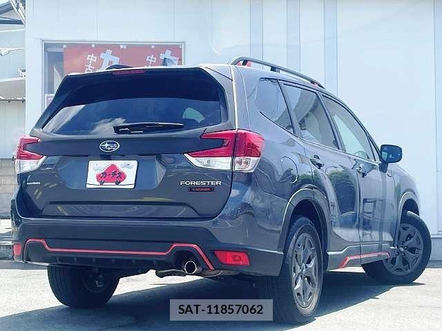 Subaru FORESTER 2022-10 7058589-2