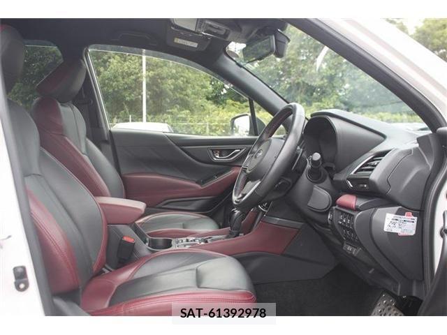 Subaru FORESTER 2023-06 7058601-21