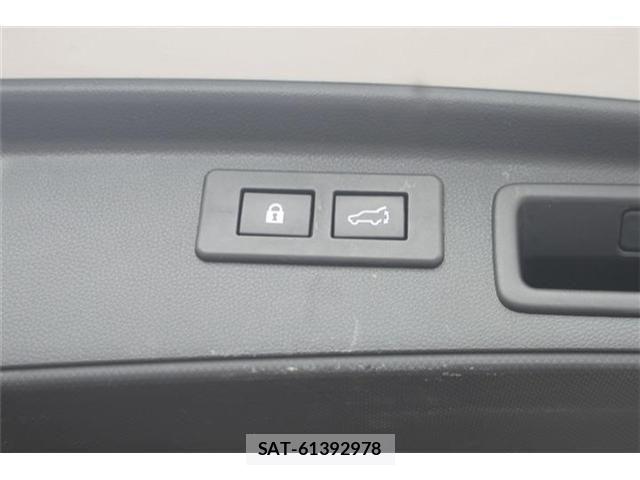 Subaru FORESTER 2023-06 7058601-27