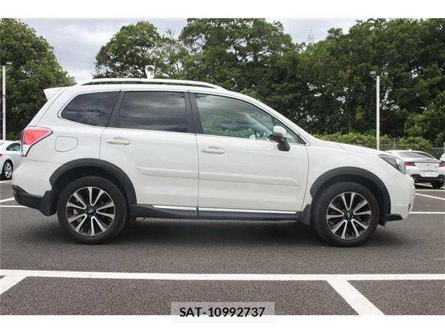 Subaru FORESTER 2016-03 7218766-18