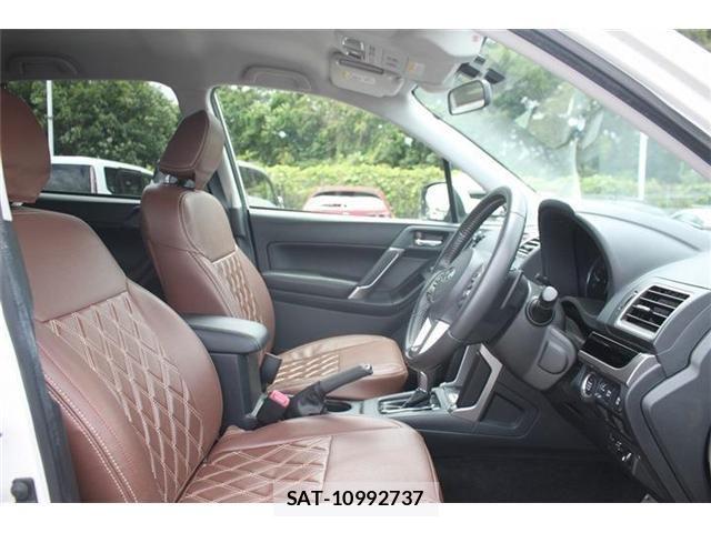 Subaru FORESTER 2016-03 7218766-28
