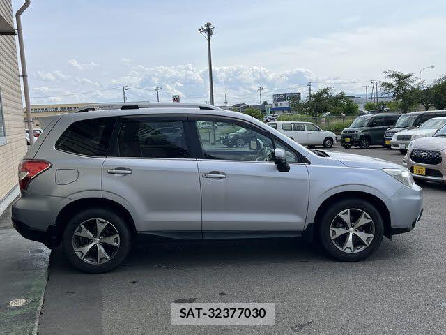 Subaru FORESTER 2014-03 7218748-22