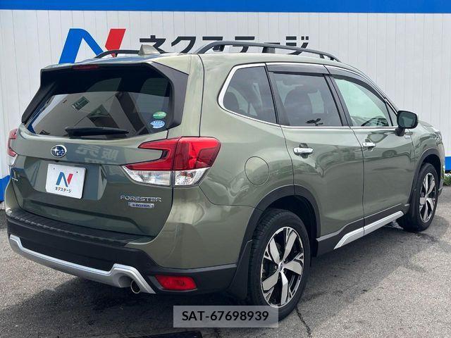 Subaru FORESTER 2019-05 7218795-17