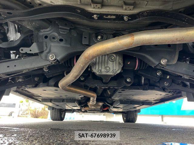 Subaru FORESTER 2019-05 7218795-19