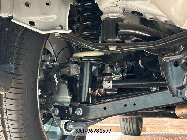 Subaru FORESTER 2025-10 7218827-19