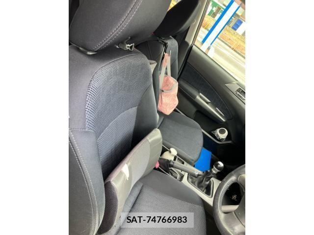 Subaru FORESTER 2011-12 7218723-17