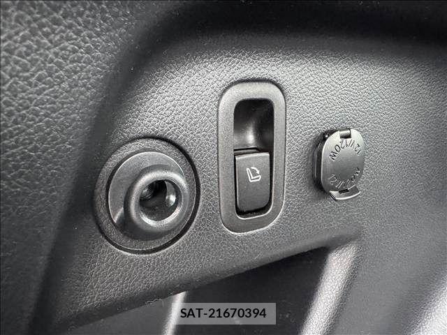 Subaru FORESTER 2012-12 7218726-23