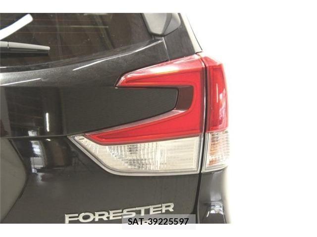 Subaru FORESTER 2024-03 7218825-17