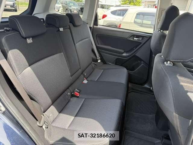Subaru FORESTER 2013-04 7218732-12