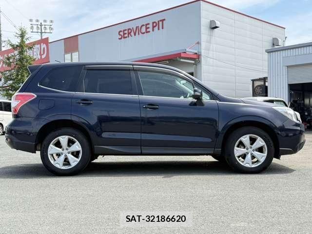 Subaru FORESTER 2013-04 7218732-25
