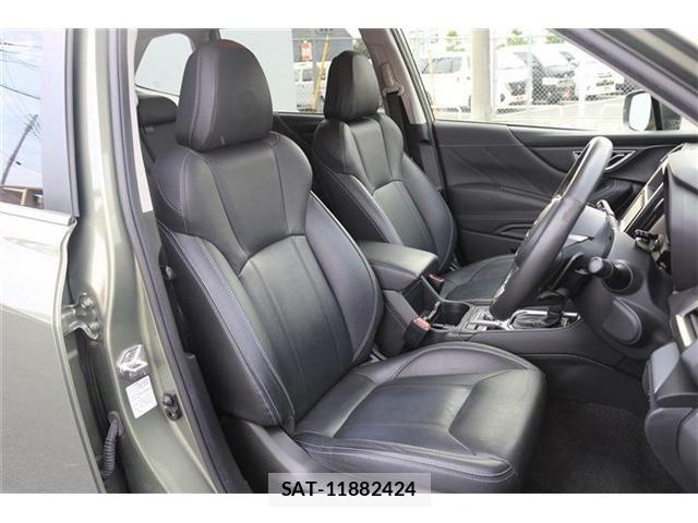 Subaru FORESTER 2019-10 7218803-13