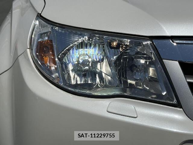 Subaru FORESTER 2012-01 7218728-15