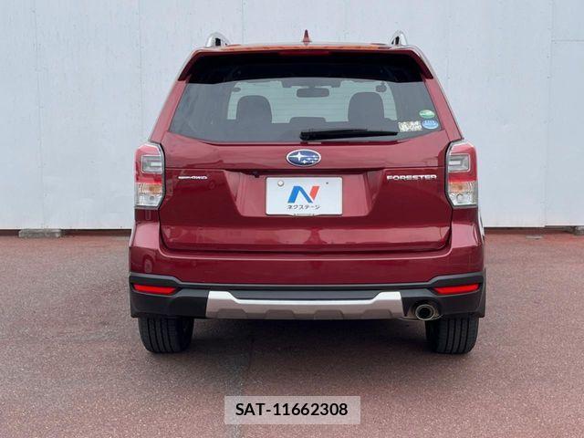 Subaru FORESTER 2016-06 7218769-14