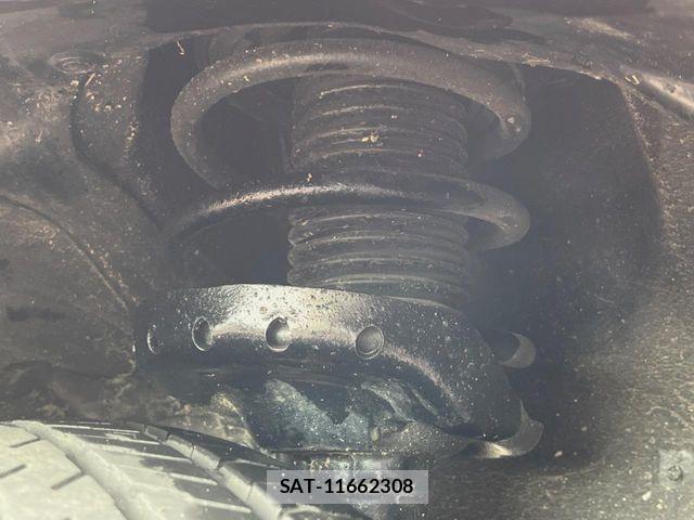 Subaru FORESTER 2016-06 7218769-19