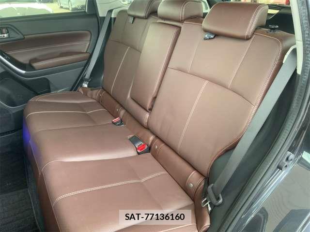 Subaru FORESTER 2017-03 7218774-14