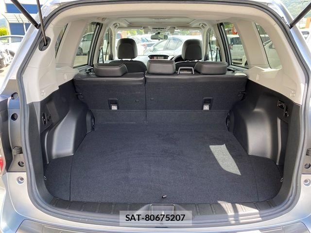 Subaru FORESTER 2015-06 7218754-17