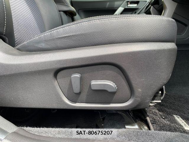 Subaru FORESTER 2015-06 7218754-22