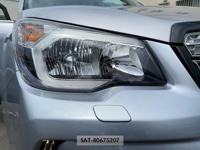 Subaru FORESTER 2015-06 7218754-23