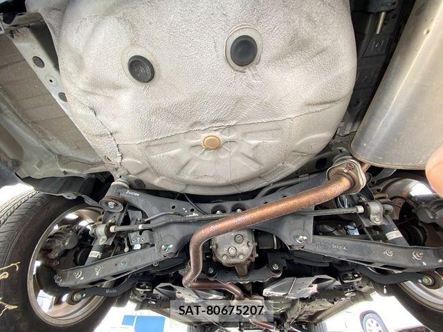 Subaru FORESTER 2015-06 7218754-25
