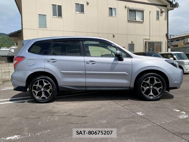 Subaru FORESTER 2015-06 7218754-4