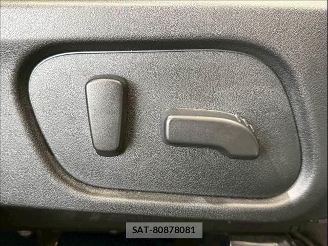 Subaru FORESTER 2016-08 7218773-26
