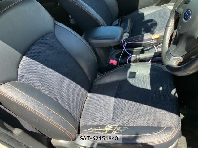 Subaru FORESTER 2015-03 7218753-13