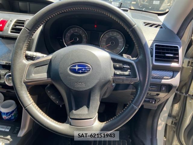 Subaru FORESTER 2015-03 7218753-15