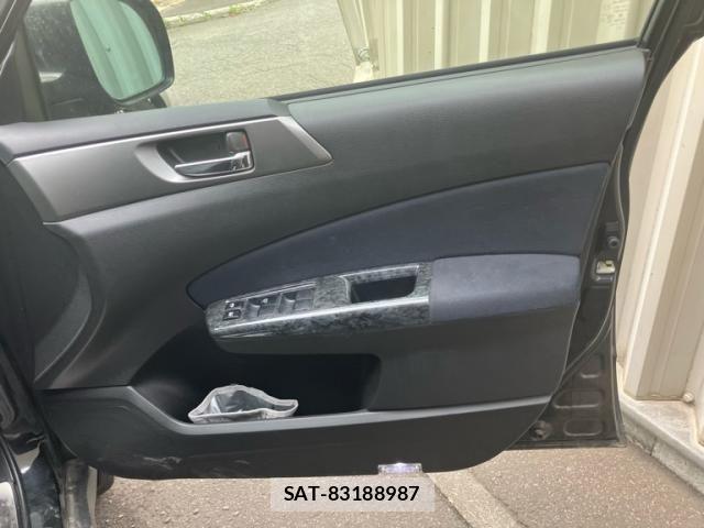 Subaru FORESTER 2011-12 7218724-15